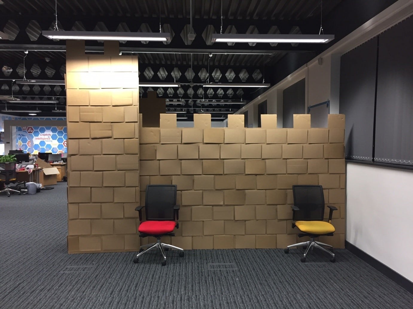 Office fort (15)